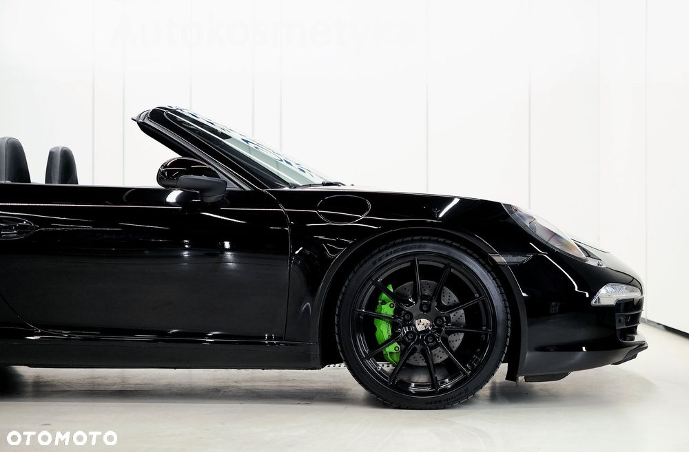 Porsche 911 Carrera S - 7