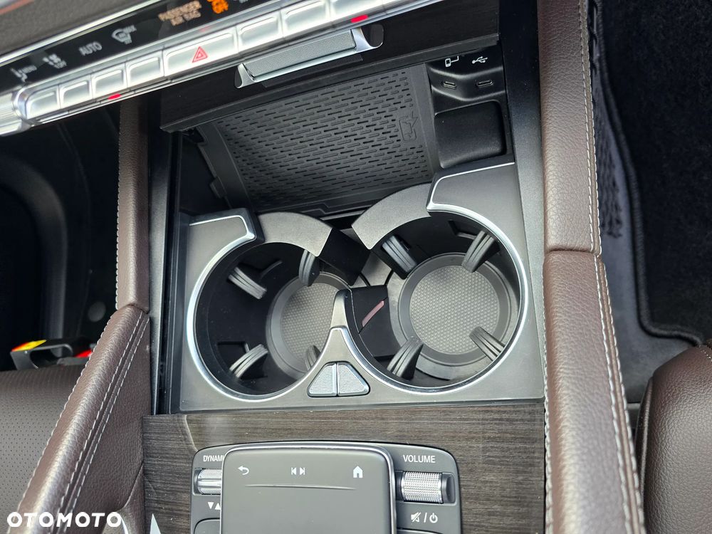 Mercedes-Benz GLE - 31