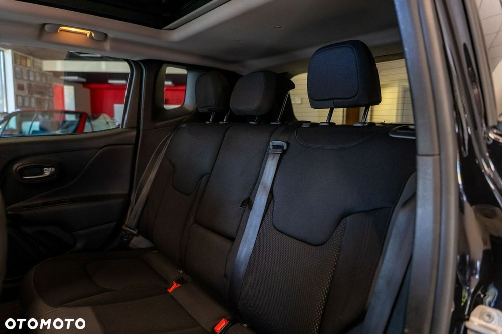 Jeep Renegade - 11