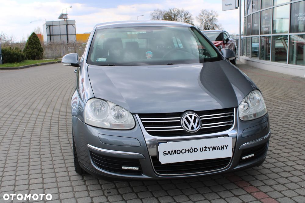 Volkswagen Jetta 1.9 TDI Comfortline - 10