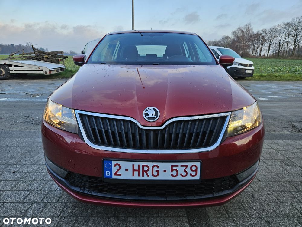 Skoda RAPID 1.0 TSI Cool Edition R&G - 5