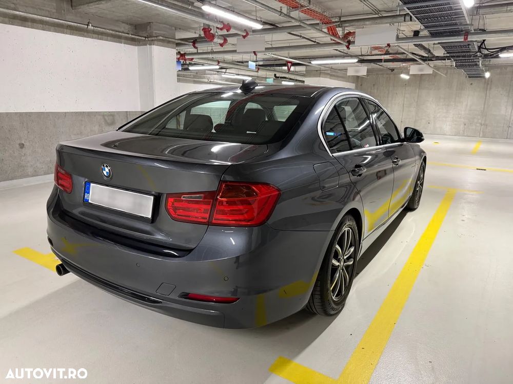 BMW Seria 3 320d Efficient Dynamic Edition Aut. Sport Line - 2