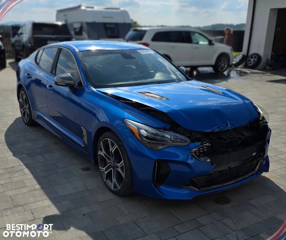 Kia Stinger 3.3 T-GDI AWD GT - 4
