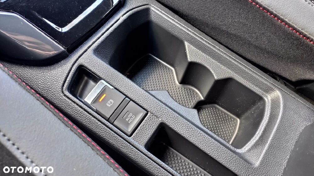 Volkswagen T-Roc - 32