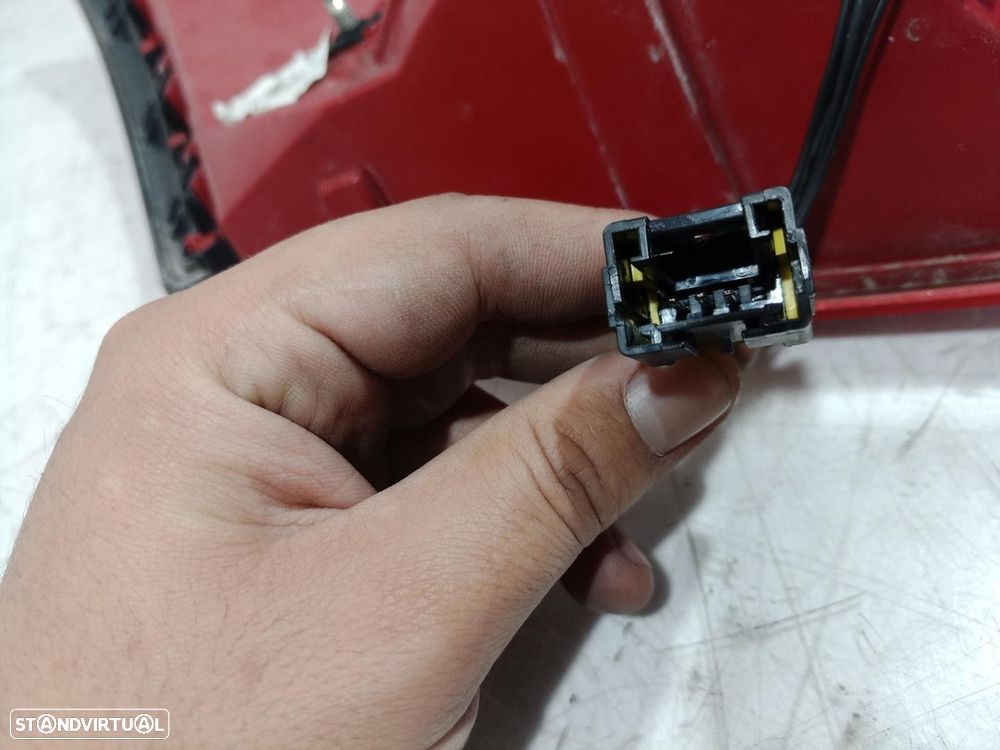 FAROLIM TRASEIRO DIREITO INTERIOR PEUGEOT 307 CC 2005 -6351S3 - 7