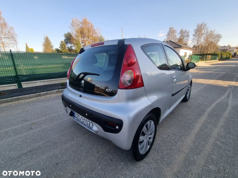 Peugeot 107 1.0 Happy - 8