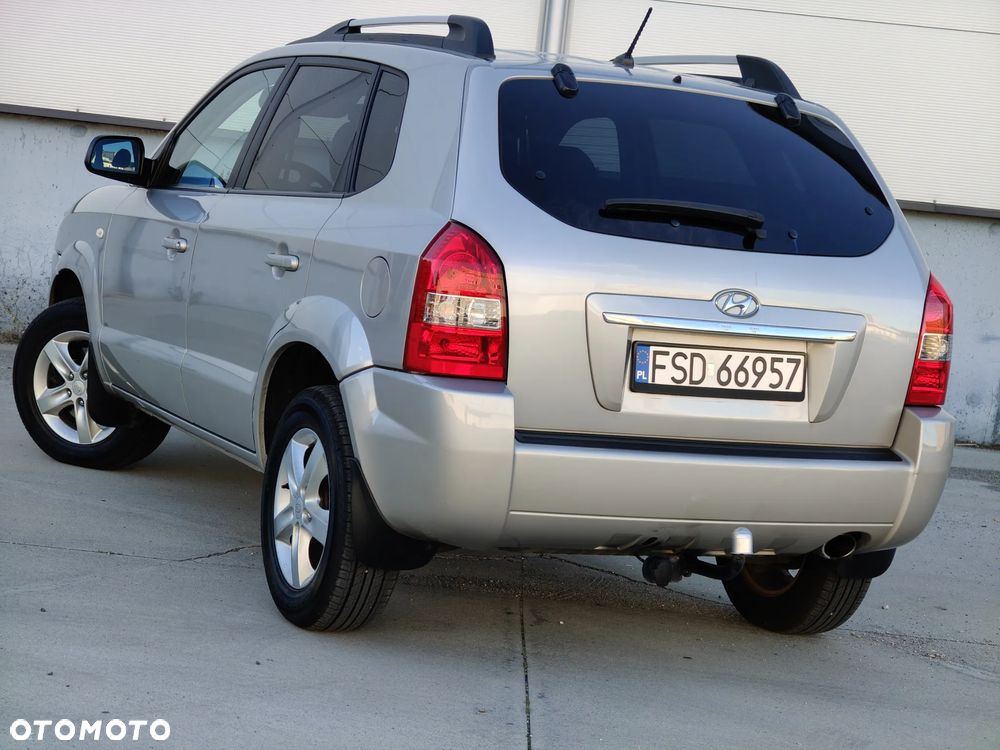 Hyundai Tucson 2.0 Elegance / Premium - 19