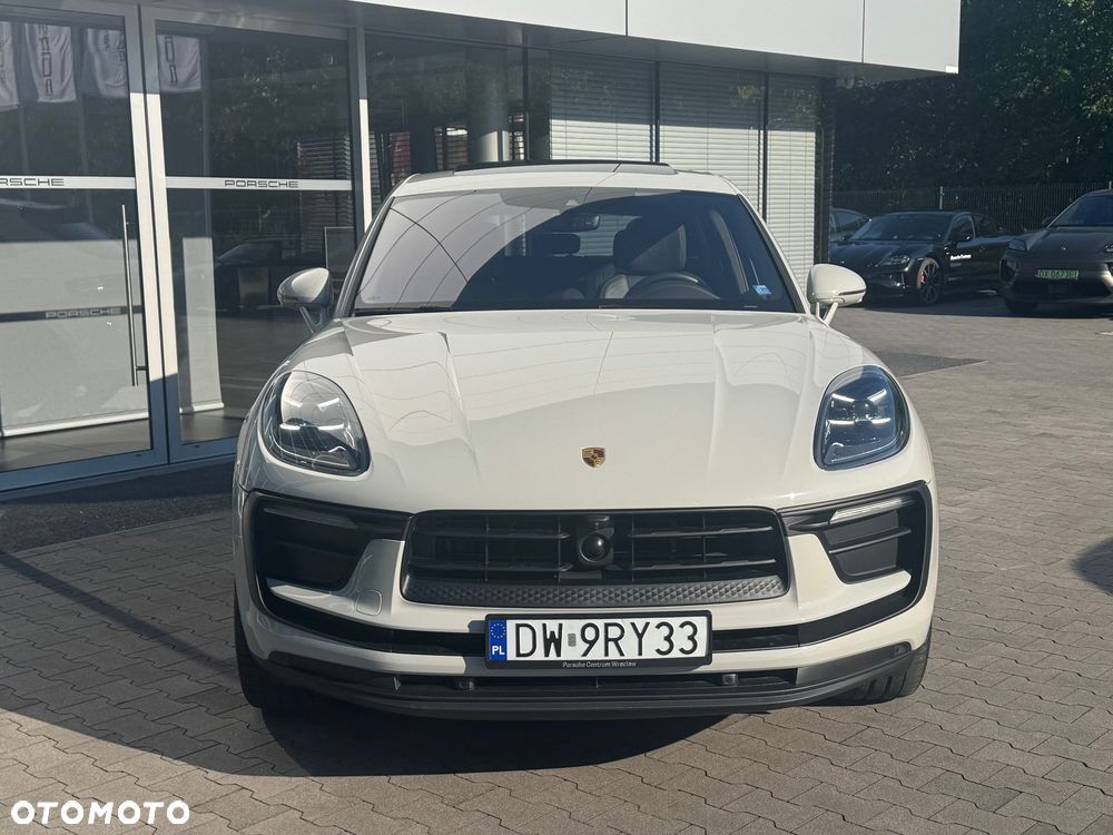 Porsche Macan Standard - 4