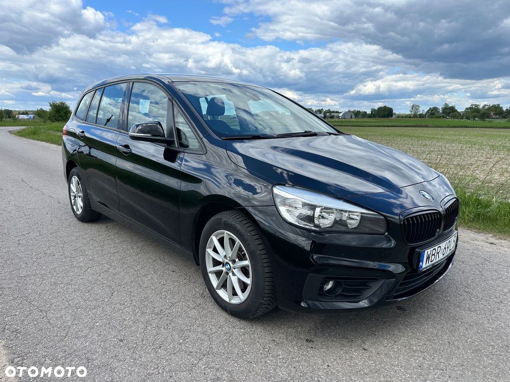 BMW Seria 2 218d Luxury Line - 4