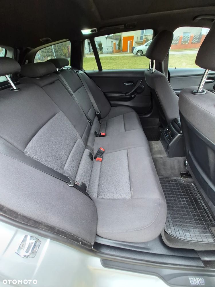 BMW Seria 3 - 15