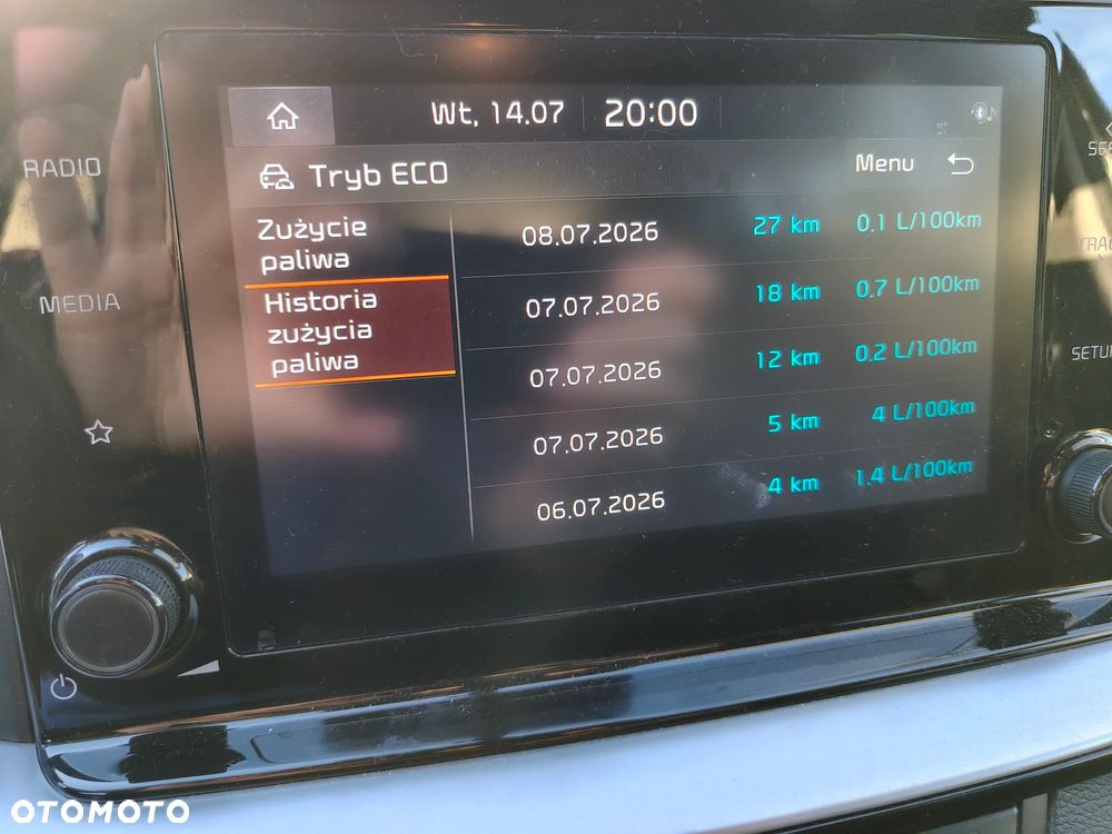Kia Ceed - 8