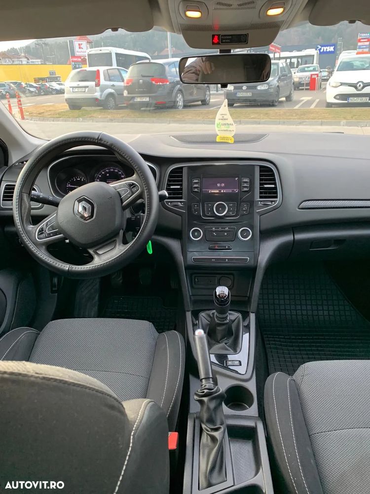 Renault Megane - 9