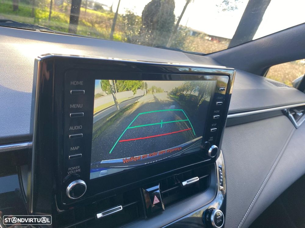 Toyota Corolla Touring Sports 1.8 Hybrid Comfort+P.Sport - 25