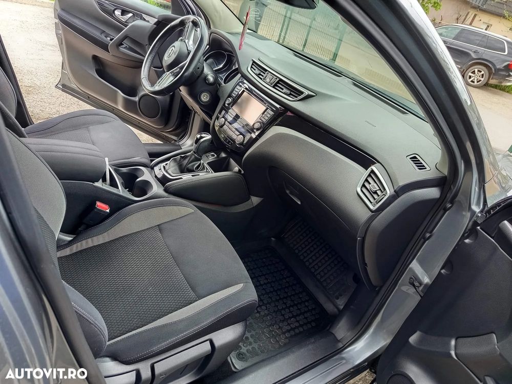 Nissan Qashqai 1.6 DCI Xtronic N-Connecta - 11