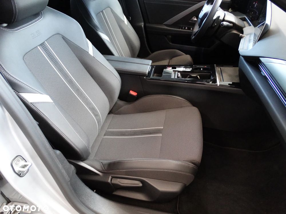 Opel Astra 1.5 D Automatik Ultimate - 36