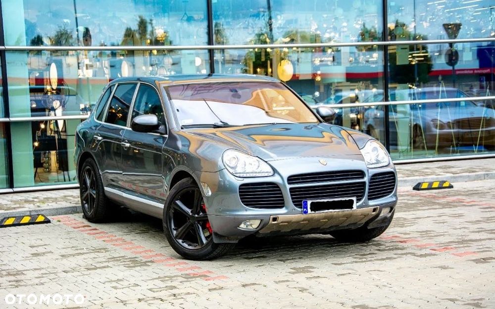 Porsche Cayenne Turbo - 9