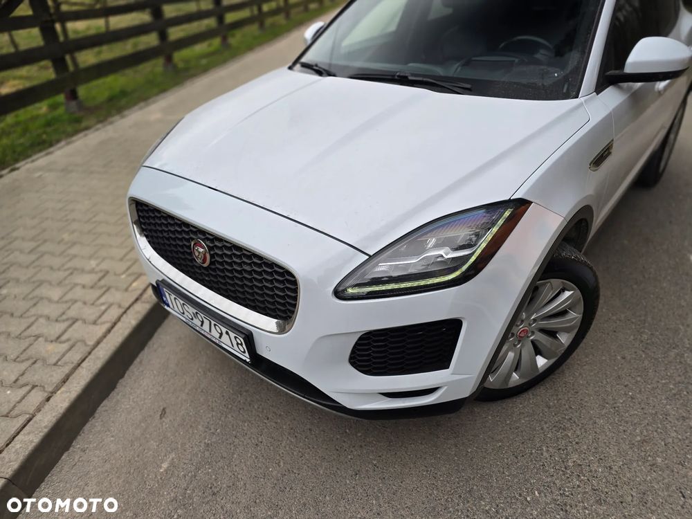 Jaguar E-Pace P250 AWD R-Dynamic - 37
