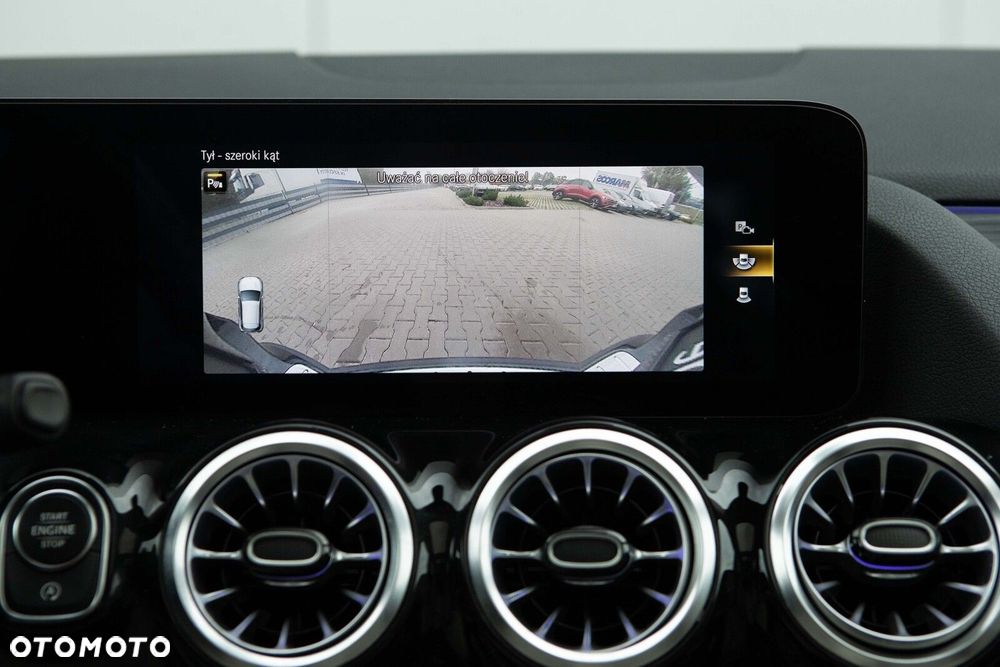 Mercedes-Benz GLA 200 mHEV Progressive 7G-DCT - 38