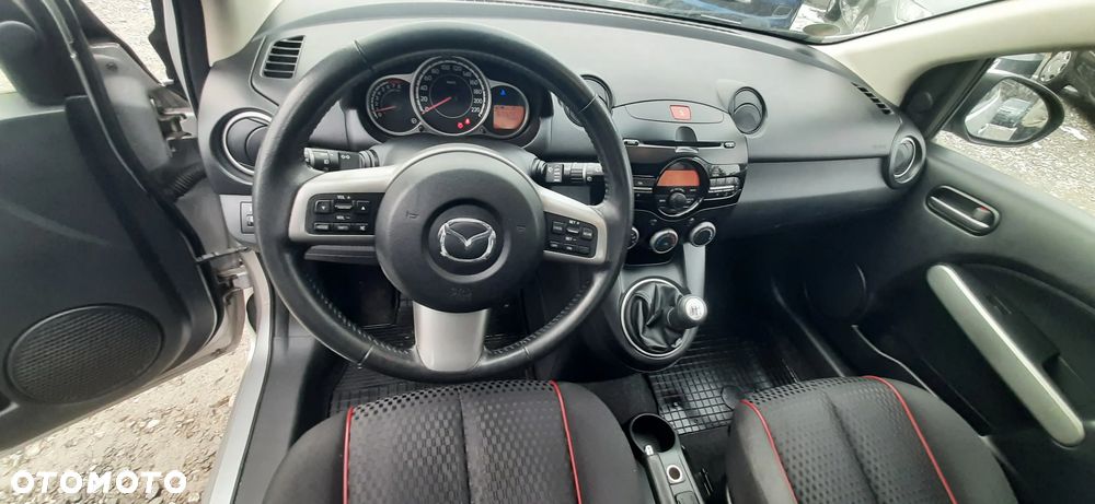 Mazda 2 - 29