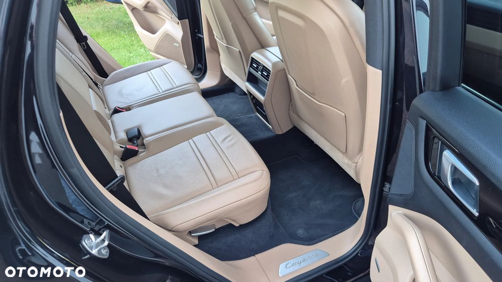 Porsche Cayenne Platinum Edition - 22