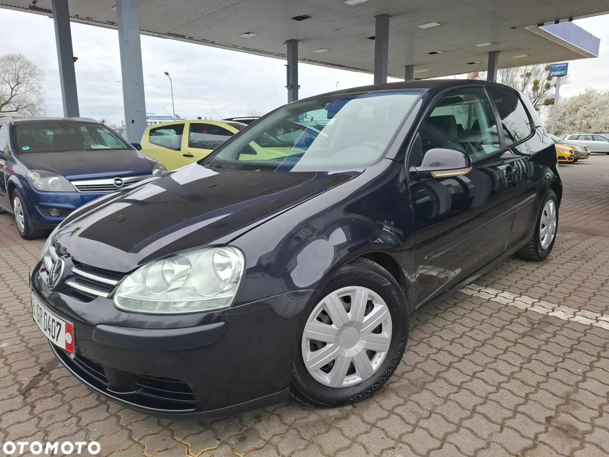 Volkswagen Golf 2.0 TDI DPF BlueMotion Technology DSG Comfortline - 18