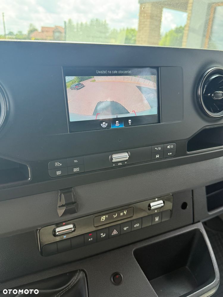 Mercedes-Benz Sprinter Lang HA BASE - 15