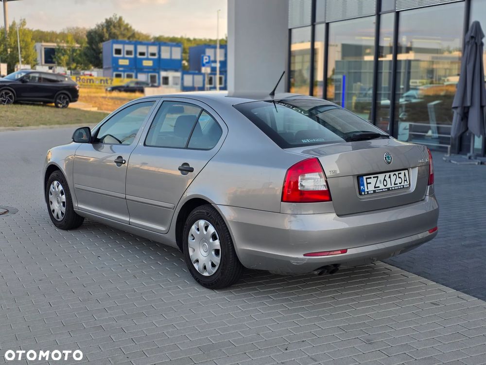 Skoda Octavia 1.4 TSI Ambiente - 6