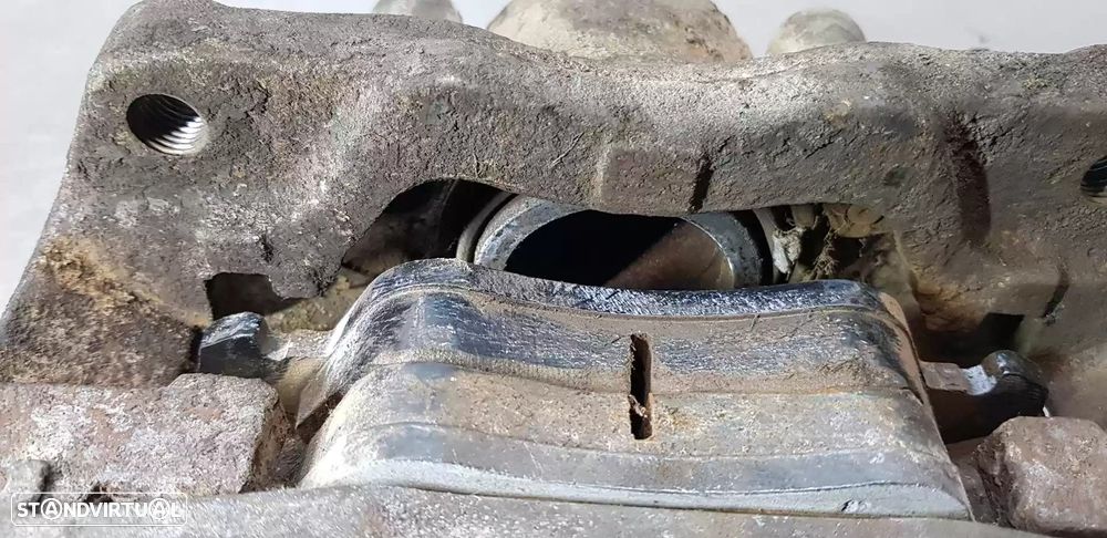 PINÇA TRAVÃO FRONTAL DIREITA MERCEDES-BENZ VITO FURGÃO 1996 -A9014204101 - 4