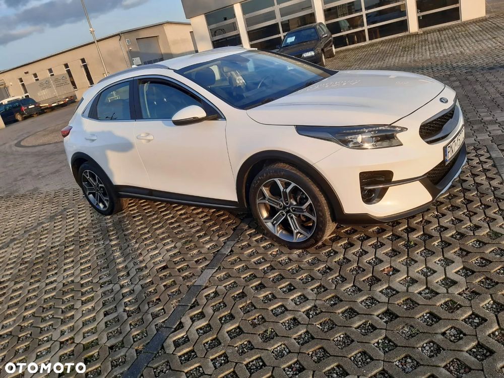 Kia XCeed 1.0 T-GDI L - 12