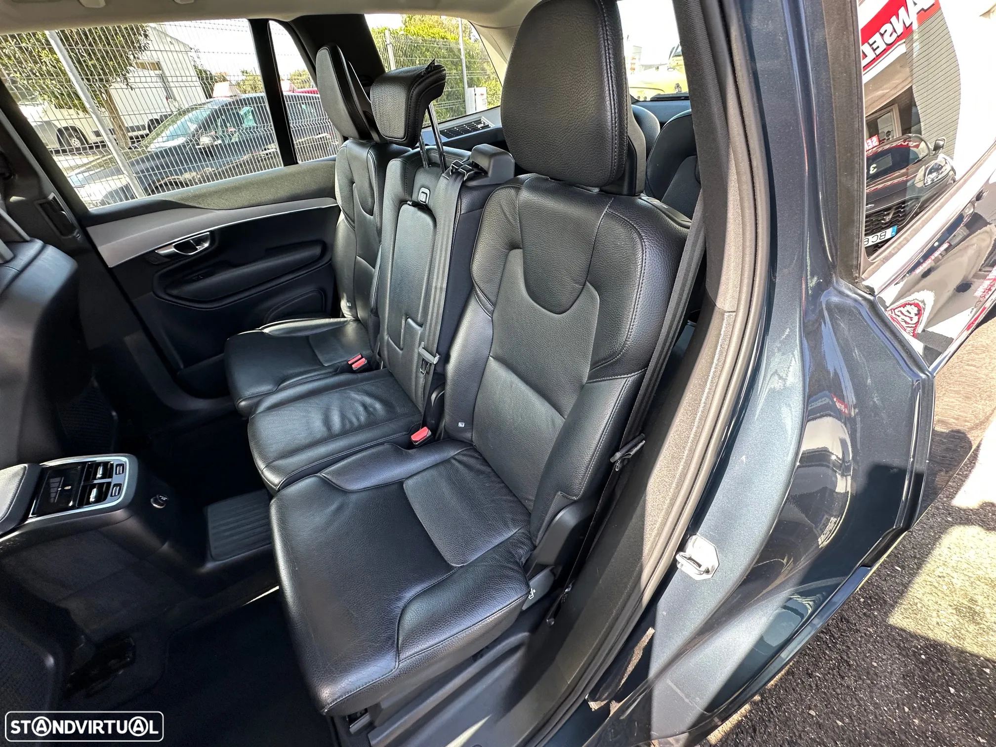 Volvo XC 90 2.0 T8 PHEV Momentum Plus AWD - 17