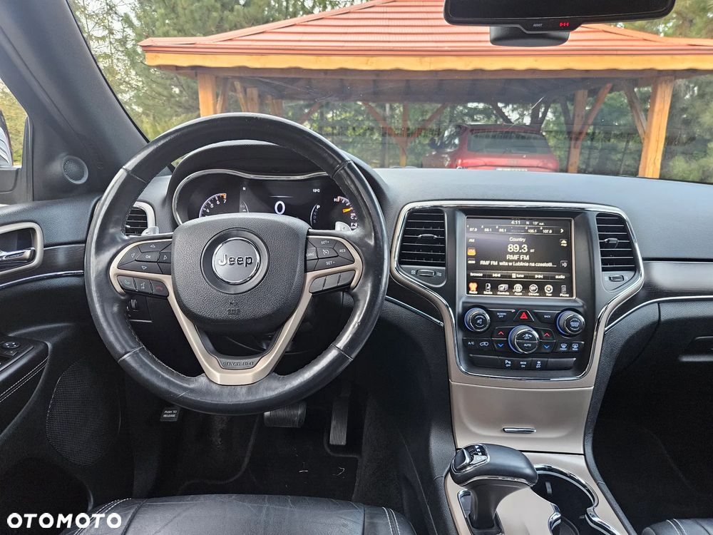 Jeep Grand Cherokee - 14