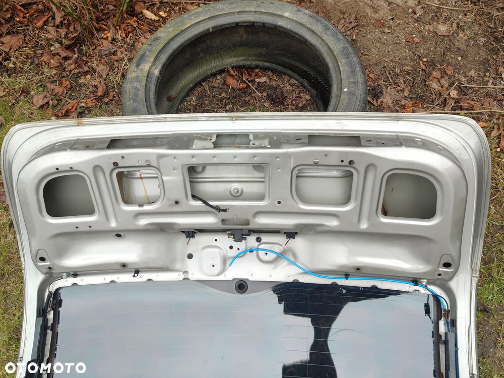 MERCEDES W203 Kombi Klapa Tylna Kombi 723 Zielona Szyba - 16