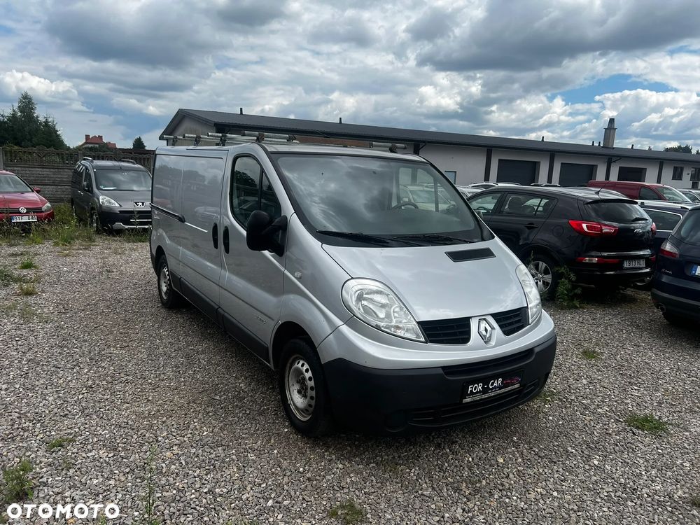 Renault Trafic - 2