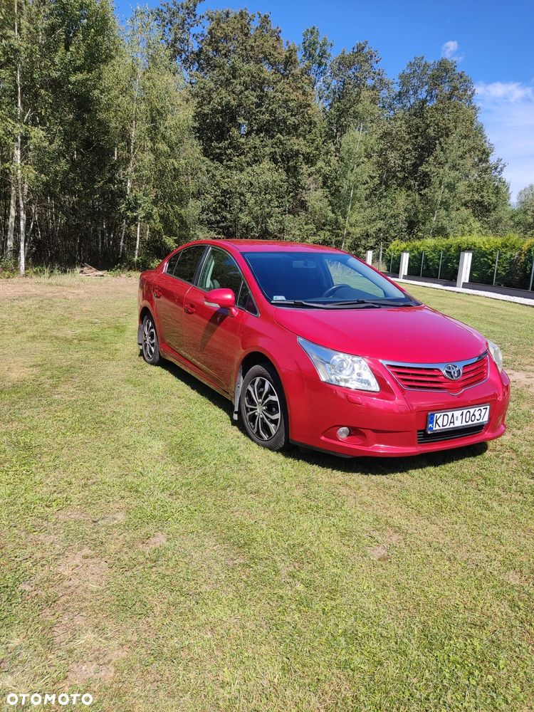 Toyota Avensis - 1
