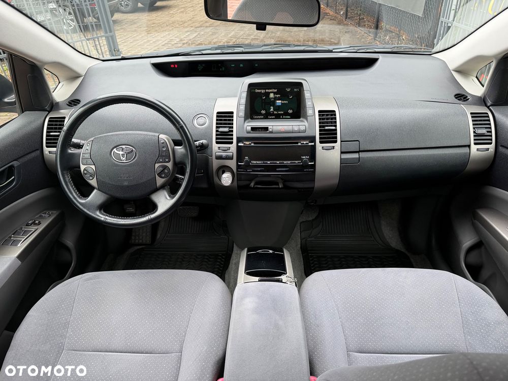 Toyota Prius 1.5 VVT-i Sol (nav) - 25