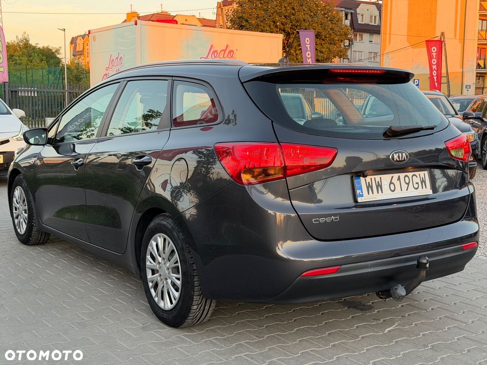 Kia Ceed - 3