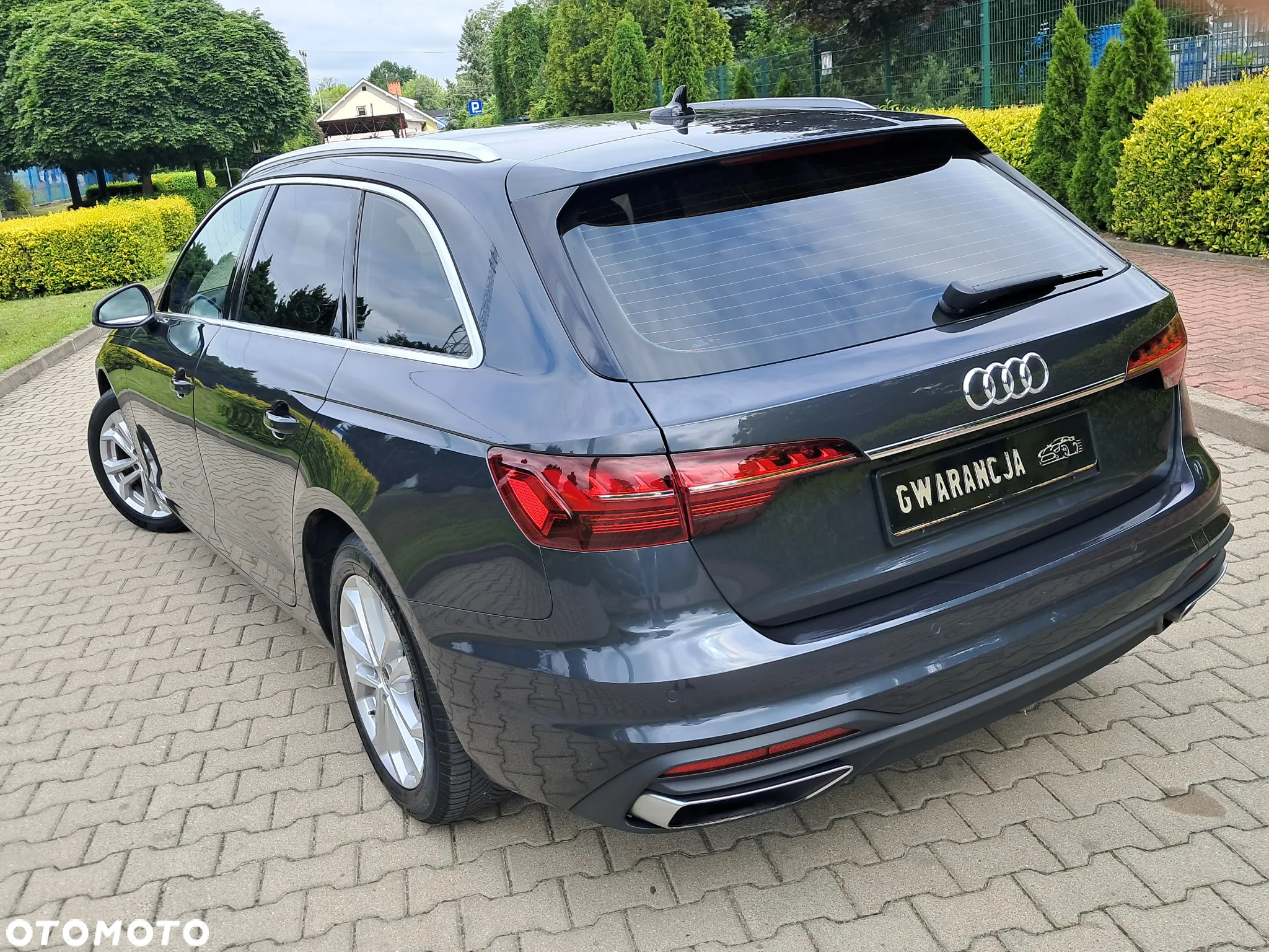 Audi A4 Avant 35 TDI S tronic design - 8