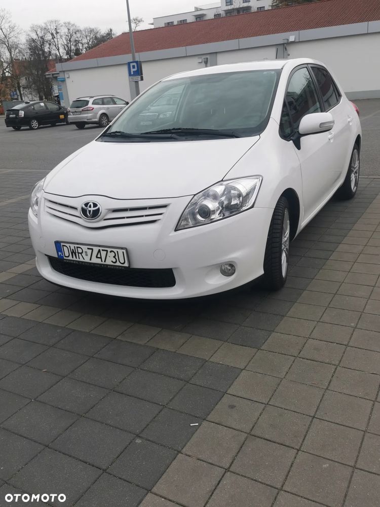 Toyota Auris 1.6 Valvematic Life - 4