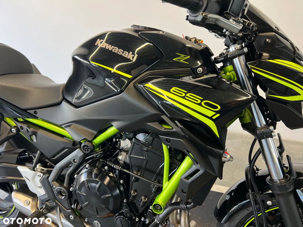 Kawasaki Z 650 - 25