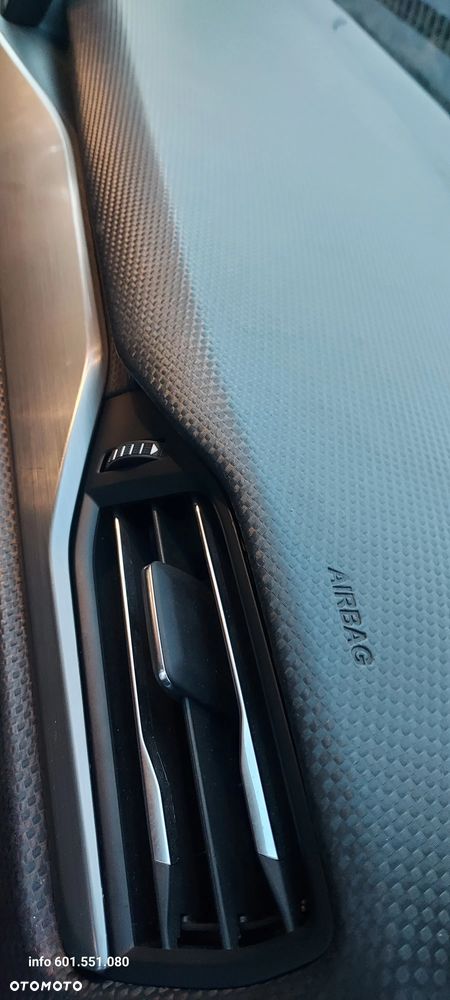 Ford Kuga 2.5 Duratec FHEV TITANIUM - 8