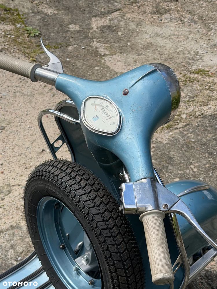 Vespa Inny - 19