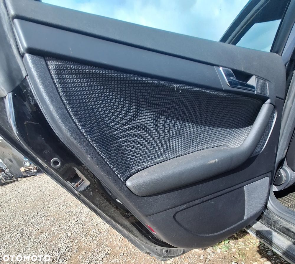 KOMPLET FOTELI , GRZANE ,BOCZKI -AUDI A3/8P -5 DRZWIOWE / EUROPA - 8