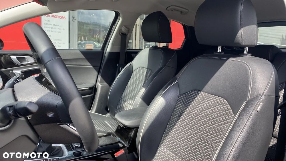 Kia XCeed 1.5 T-GDI Business Line - 11