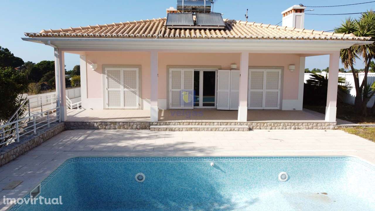 Descobre o Teu Refúgio Paradisíaco: Moradia Isolada T3+2 em Sesimbra ( - Grande imagem: 3/60