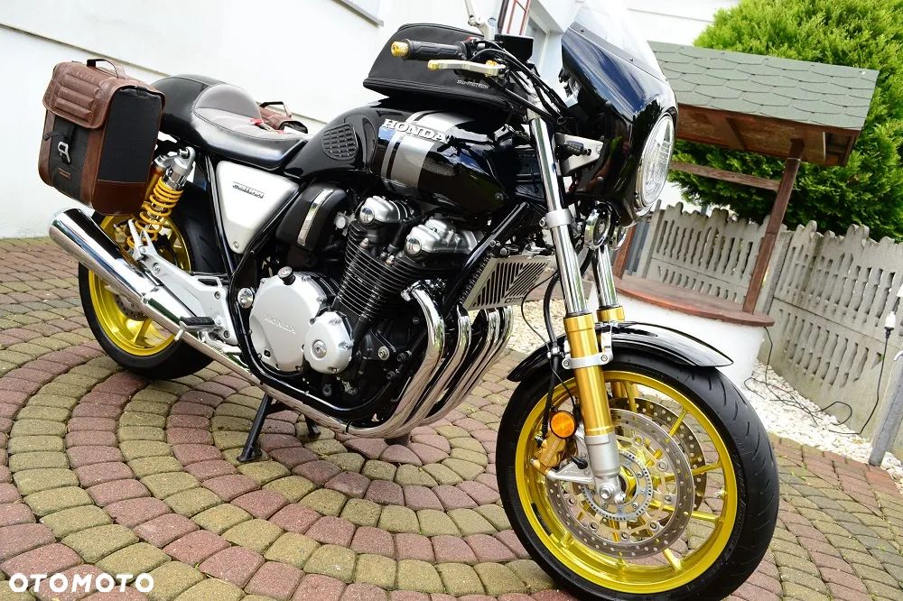Honda CB - 2