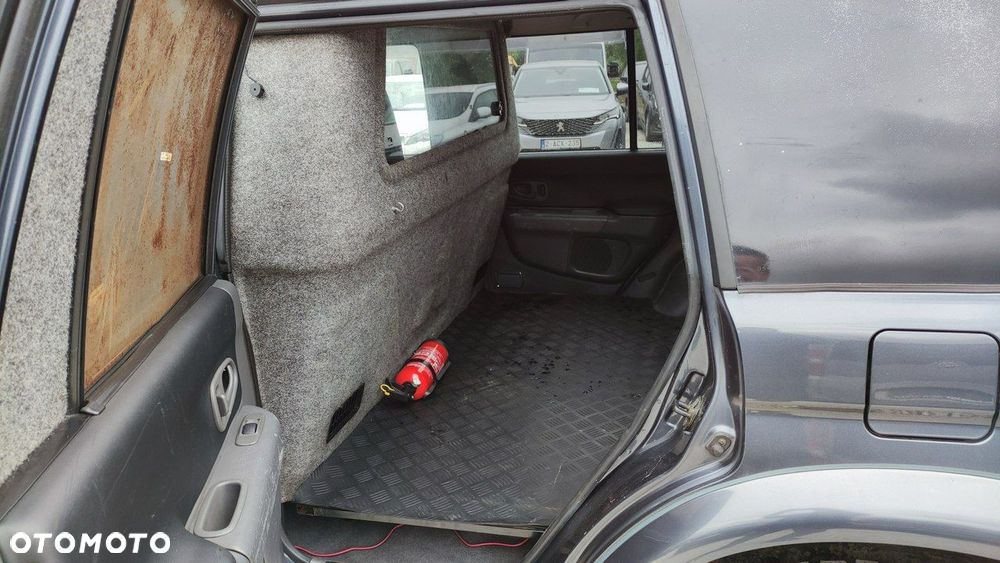 Mitsubishi Pajero - 7