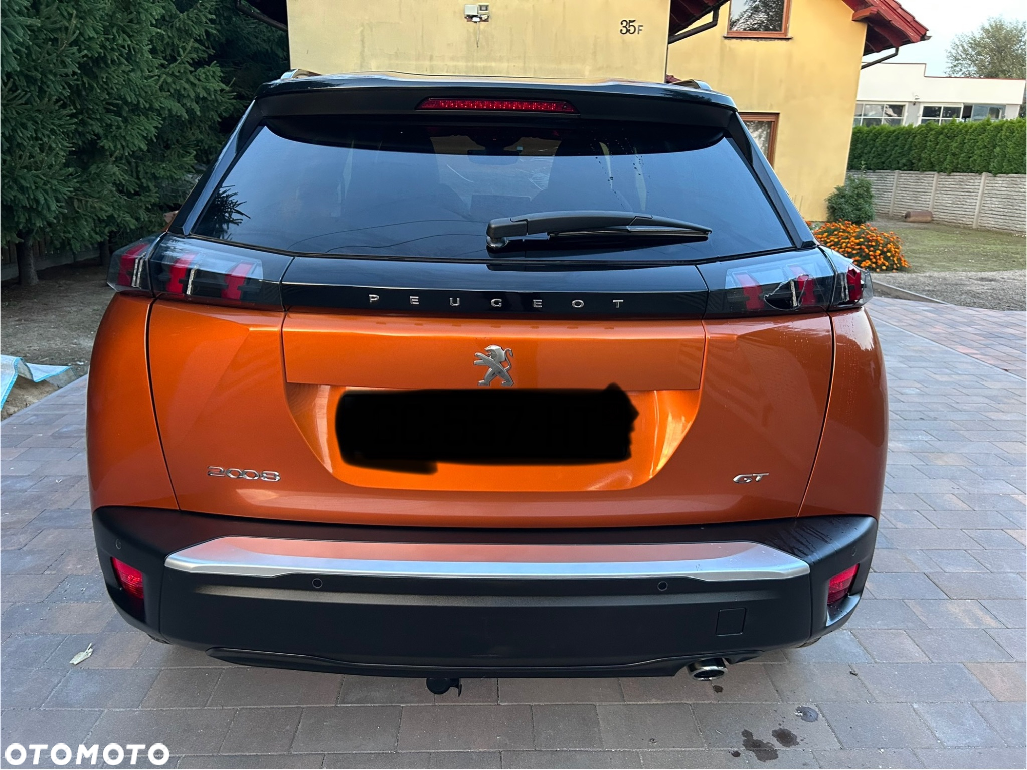 Peugeot 2008 BlueHDi 130 EAT8 GT - 8