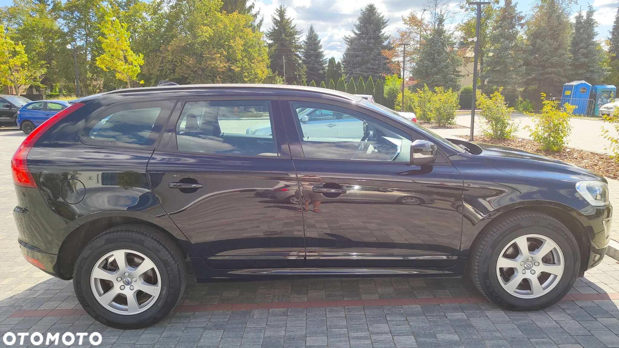 Volvo XC 60 D3 Drive-E Momentum - 5