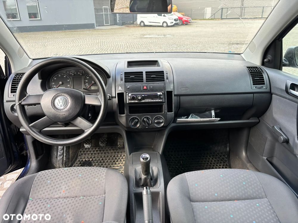 Volkswagen Polo 1.4 16V Basis - 12