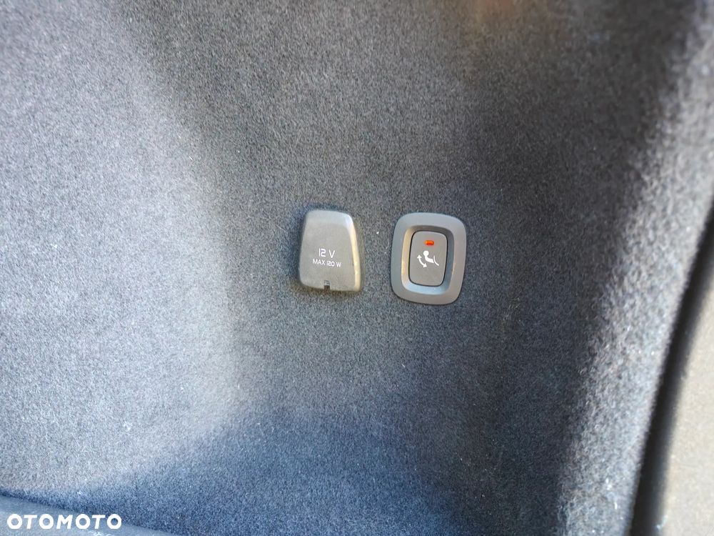 Volvo V60 D4 Geartronic Momentum Pro - 26